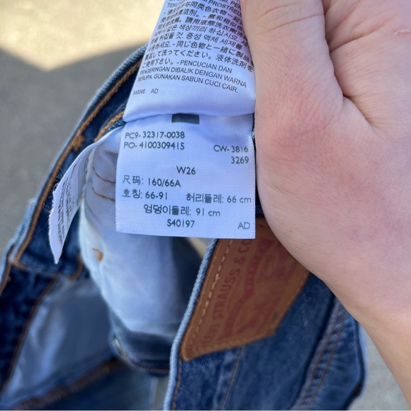 Levi’s 501 Short in Echo Park Size 26 - Picture 6 of 7